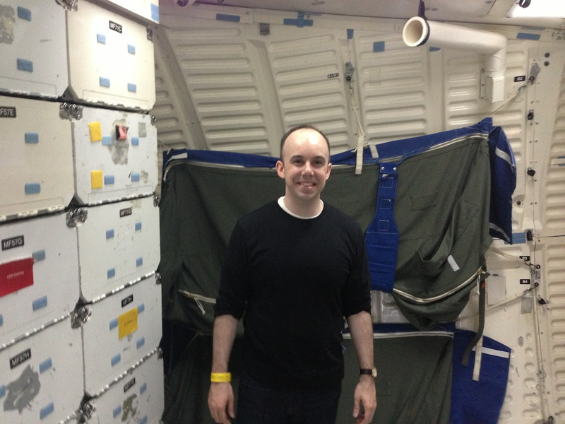 Illustration for article titled I Took This Amazing Tour Inside the Space Shuttle. So Should You.
